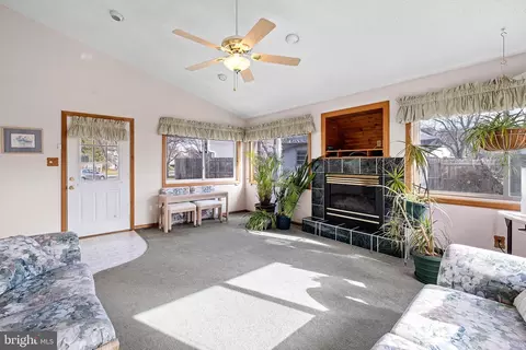 8 Matthews Rd, Newark, DE 19713 photo 12