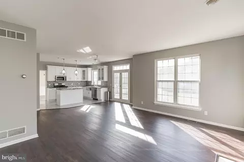 1 Buttonwood Ct, Newark, DE 19702 photo 4