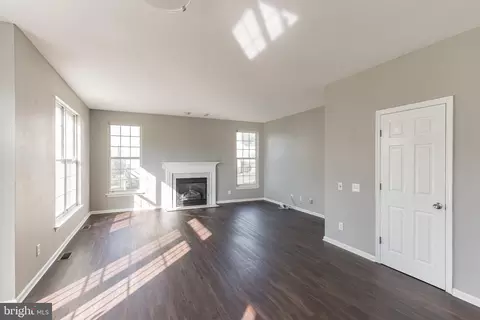 1 Buttonwood Ct, Newark, DE 19702 photo 5
