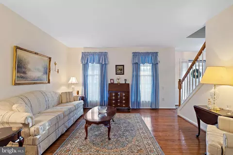 8 Adelaide Ct, Newark, DE 19702 photo 5