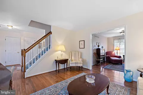 8 Adelaide Ct, Newark, DE 19702 photo 6