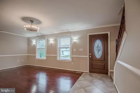 453 Granger Dr, Bear, DE 19701 photo 2
