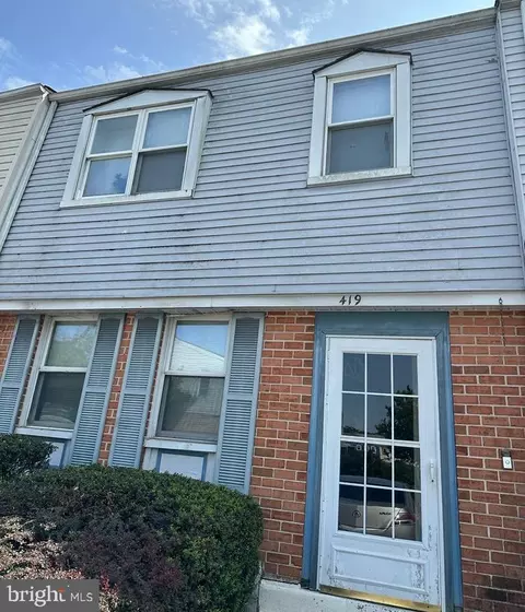 419 Monmouth Pl, Newark, DE 19702