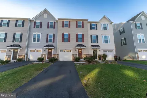 1929 Spearfish Ct, Newark, DE 19702