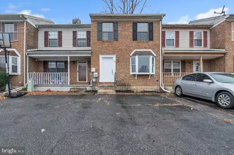 42 Shetland Way, New Castle, DE 19720