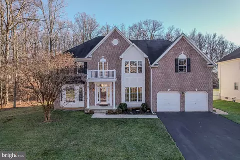 5 Mouton Ct, Newark, DE 19702