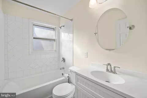 1108 Birchwood Dr, Newark, DE 19713 photo 14