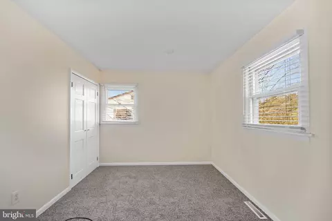 1108 Birchwood Dr, Newark, DE 19713 photo 12