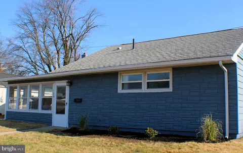 126 Jay Dr, New Castle, DE 19720