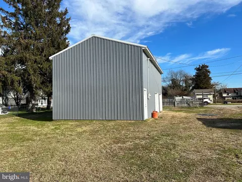 571 Walnut St, Townsend, DE 19734 photo 3