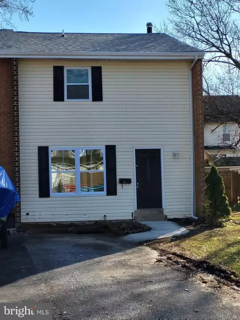481 Summer Park Cres, Newark, DE 19702
