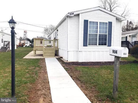 904 Alpha Rd, Wilmington, DE 19810
