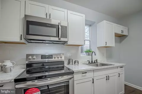 542 E 12th St, Wilmington, DE 19801 photo 8