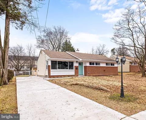3646 Naamans Dr, Claymont, DE 19703