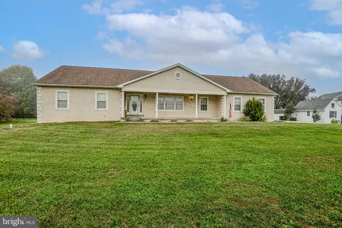 112 Saddle Dr, Middletown, DE 19709 photo 2