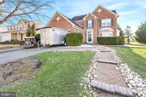 2 E Sussex Pl, New Castle, DE 19720
