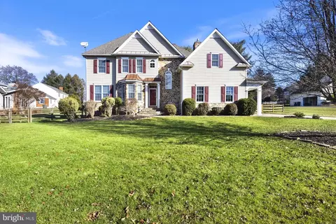 704 Partridge Ct, Hockessin, DE 19707