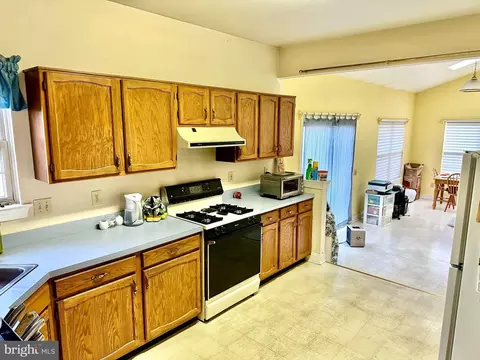 6 Heather Loft Ct, Bear, DE 19701 photo 4