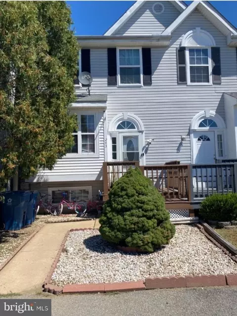 243 Auckland Dr, Newark, DE 19702