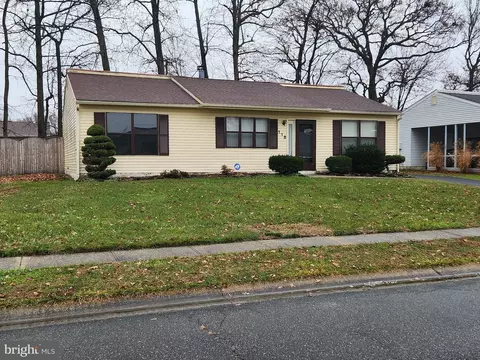 118 Medley Dr, Newark, DE 19713