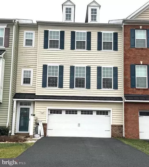 528 Equinox Dr, Bear, DE 19701