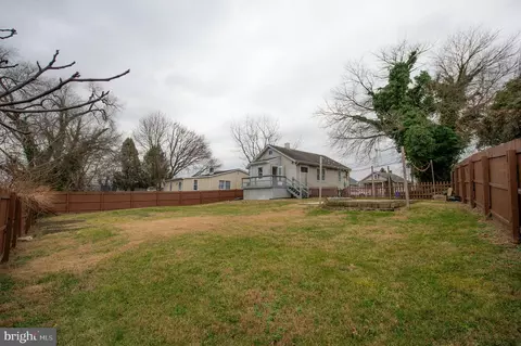 105 E Summit Ave, Wilmington, DE 19804