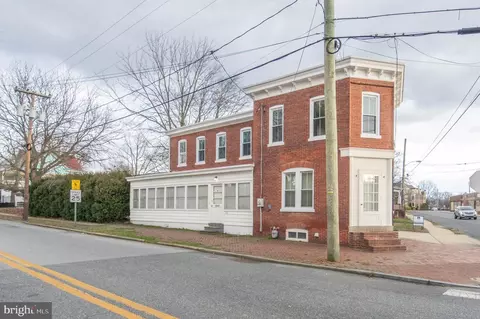 123 W Sixth St, New Castle, DE 19720