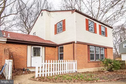 757 Plumtree Ln, Claymont, DE 19703