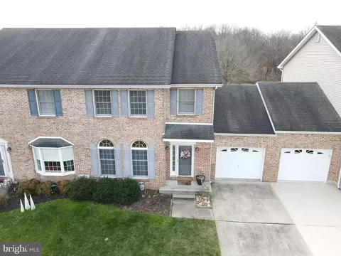 35 Marble House Dr, Bear, DE 19701