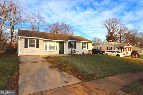 28 Chelwynne Rd, New Castle, DE 19720