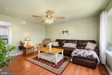 322 Vincent Cir, Middletown, DE 19709 photo 4