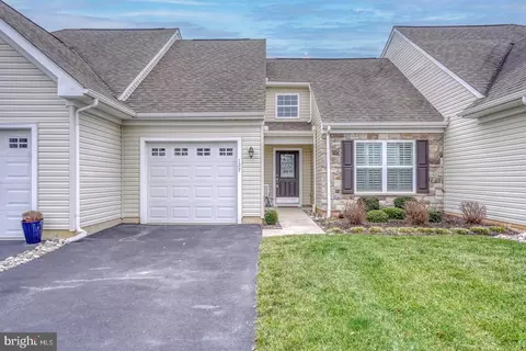 127 Gazebo Ln, Middletown, DE 19709