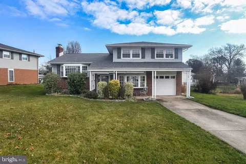 2609 Pecksniff Rd, Wilmington, DE 19808