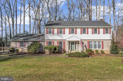 10 Flint Rd, Newark, DE 19711