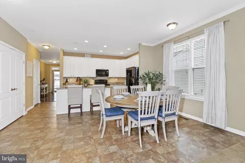 Dining - 636 Red Maple Rd, Middletown, DE 19709 photo 4 of 7