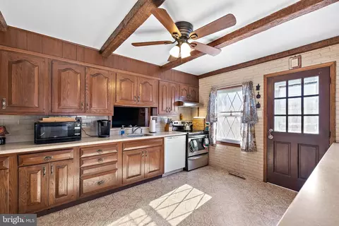 40 Gill Dr, Newark, DE 19713 photo 9