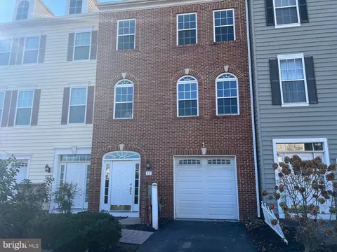 52 Grissom Dr, Bear, DE 19701 photo 2