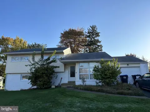 1007 S Hilton Rd, Wilmington, DE 19803