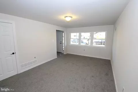 921 Devon Dr, Newark, DE 19711 photo 12