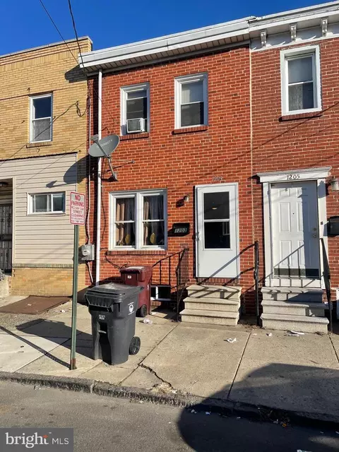 1203 Lobdell St, Wilmington, DE 19801
