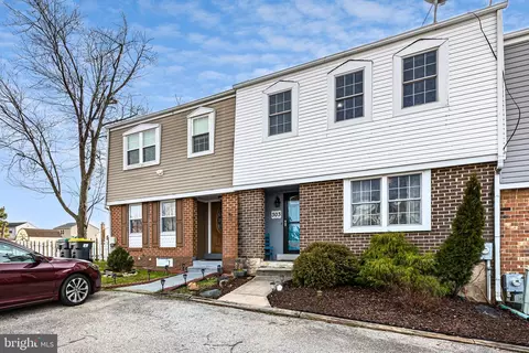 303 Concord Bridge Pl, Newark, DE 19702
