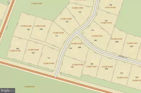 304 Derik Ct, New Castle, DE 19720