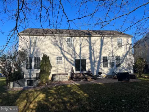 Exterior - 417 South St, Townsend, DE 19734 photo 2 of 2