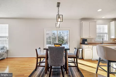 Dining - 417 South St, Townsend, DE 19734 photo 1 of 2