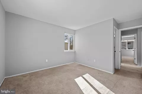 52 Three Rivers Dr, Newark, DE 19702 photo 15