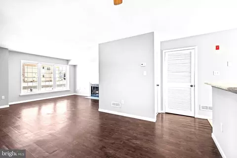 52 Three Rivers Dr, Newark, DE 19702 photo 6