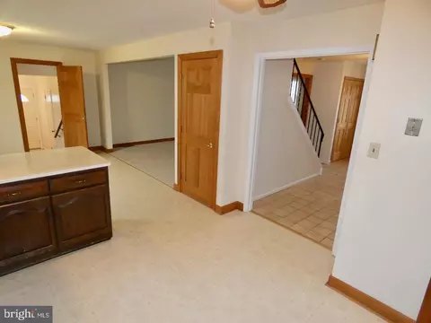 127 Sonant Dr, Newark, DE 19713 photo 24