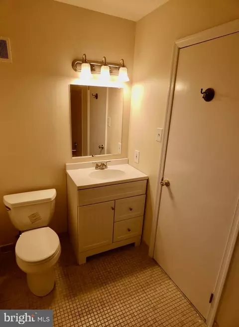 127 Sonant Dr, Newark, DE 19713 photo 72