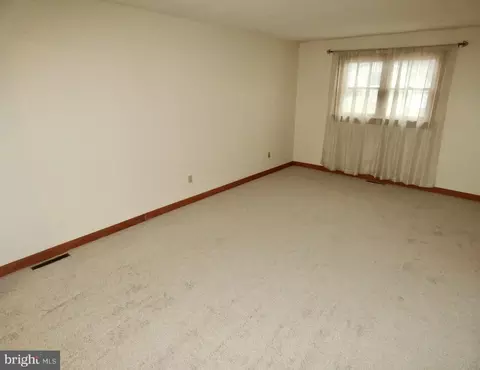 127 Sonant Dr, Newark, DE 19713 photo 33