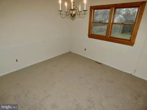127 Sonant Dr, Newark, DE 19713 photo 12